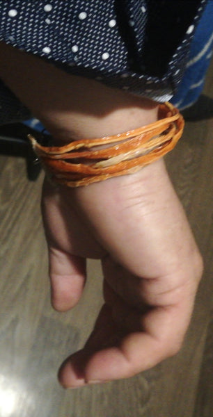 Bracelet DEMAIN lanières carotte orange stabilisé aimanté Unisexe