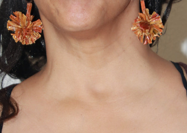 Boucle d'oreille METISSE pompon, Carotte Arc en Ciel stabilisé