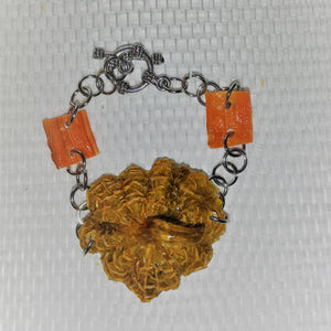 Bracelet Chapeau Melon et ses Carottes orange